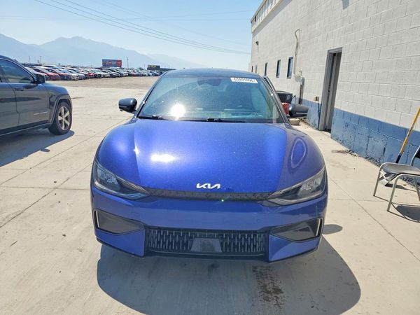 2023 KIA EV6