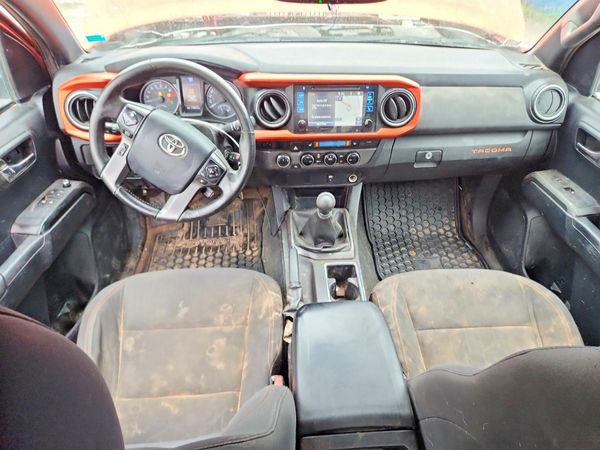 2016 TOYOTA TACOMA