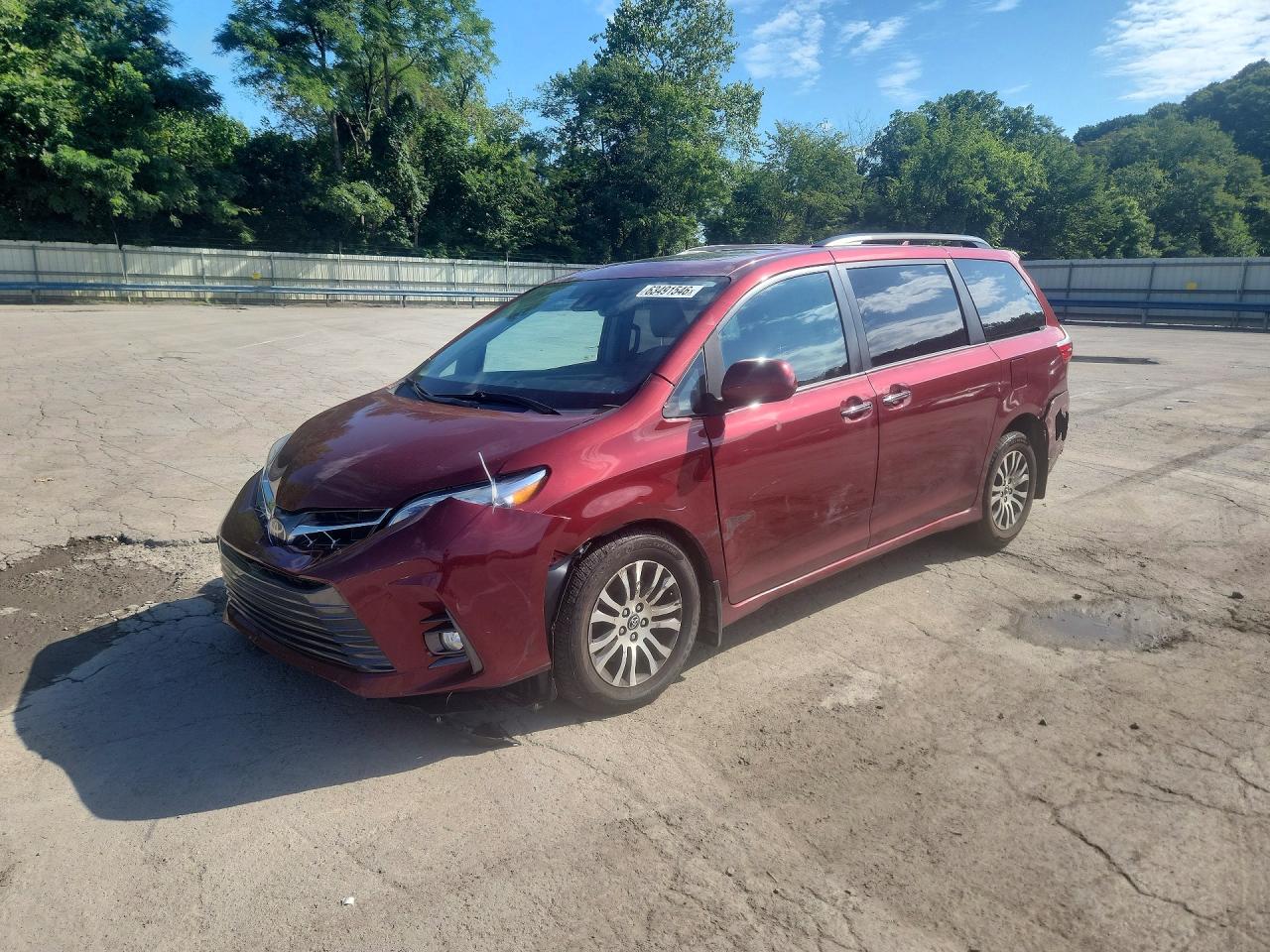 2018 TOYOTA SIENNA