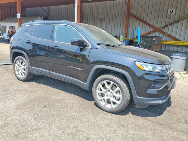 2024 JEEP COMPASS