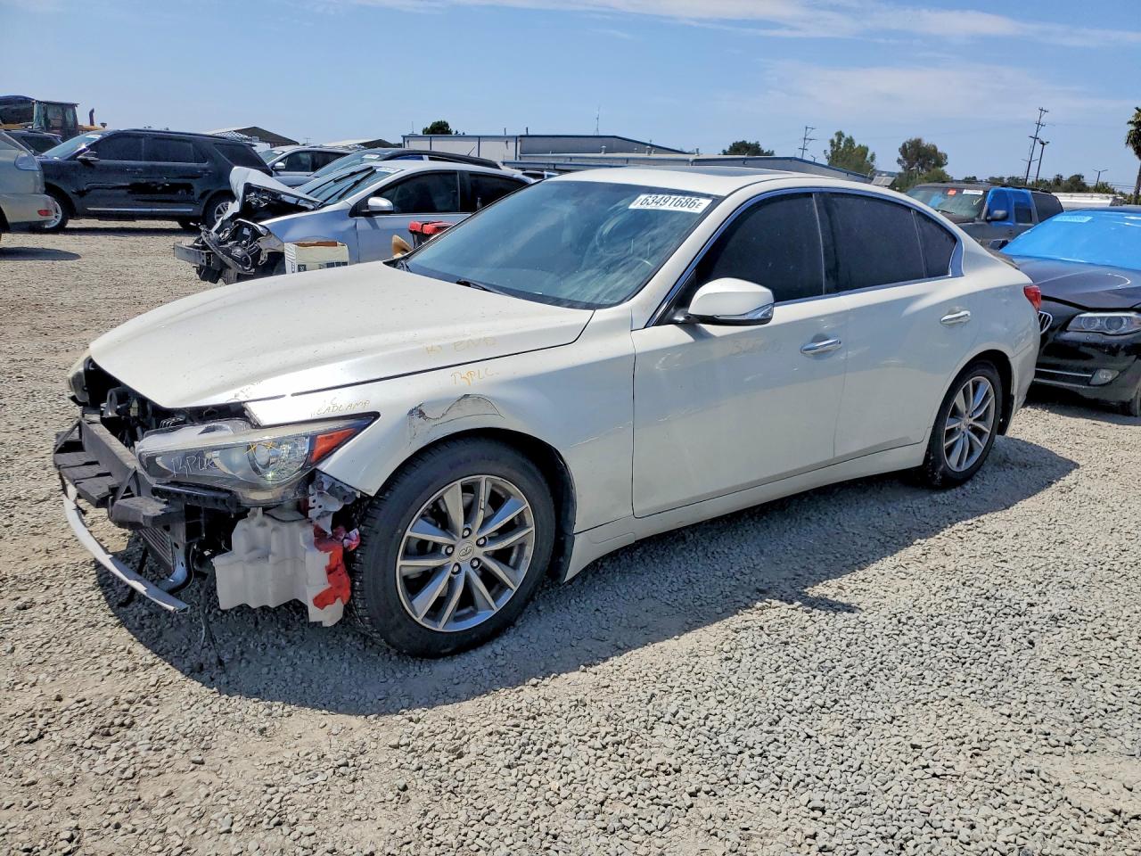 2017 INFINITI Q50
