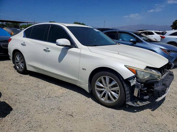 2017 INFINITI Q50