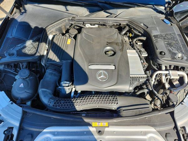 2017 MERCEDES-BENZ C C300