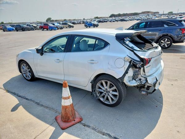 2017 MAZDA 3 Grand Touring