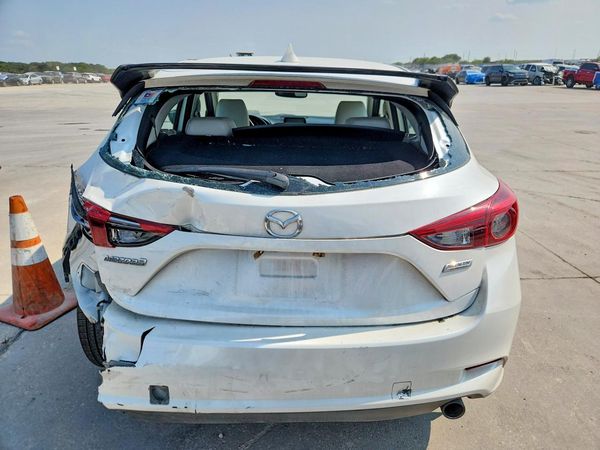 2017 MAZDA 3 Grand Touring