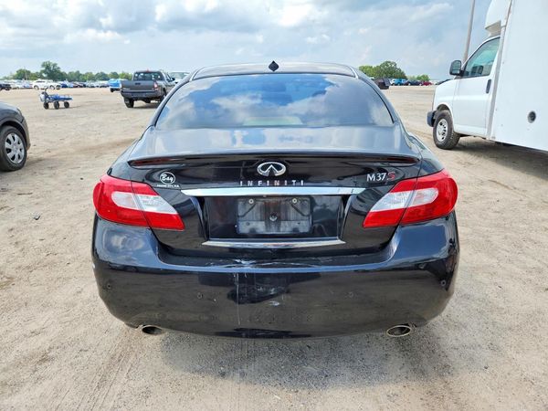 2013 INFINITI M37 BASE