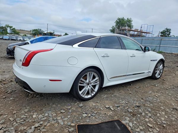 2018 JAGUAR XJ