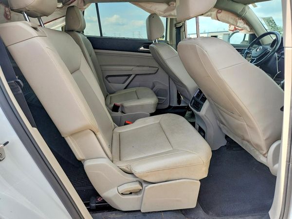 2018 VOLKSWAGEN ATLAS 4Motion SEL