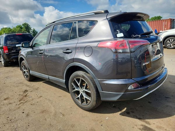2017 TOYOTA RAV4 SE