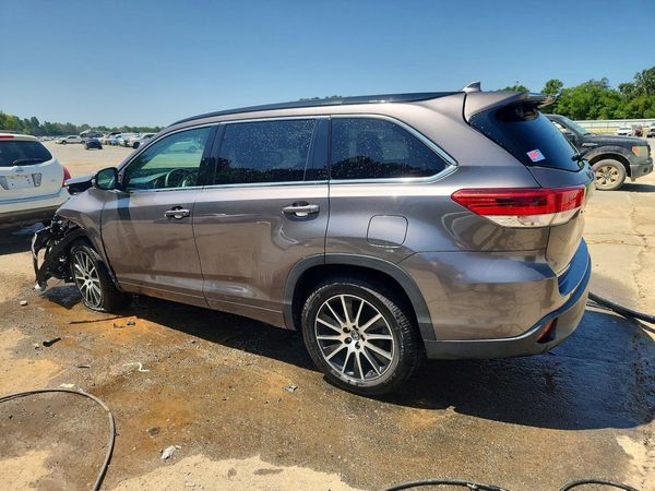 2018 TOYOTA HIGHLANDER SE/XLE
