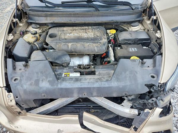 2015 JEEP CHEROKEE LATITUDE FWD