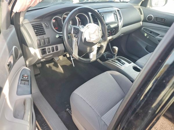 2015 TOYOTA TACOMA Delux Grade