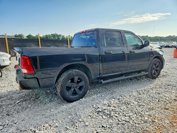2016 RAM 1500 ST