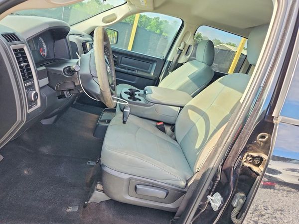 2016 RAM 1500 ST