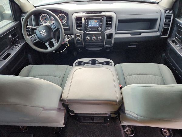 2016 RAM 1500 ST
