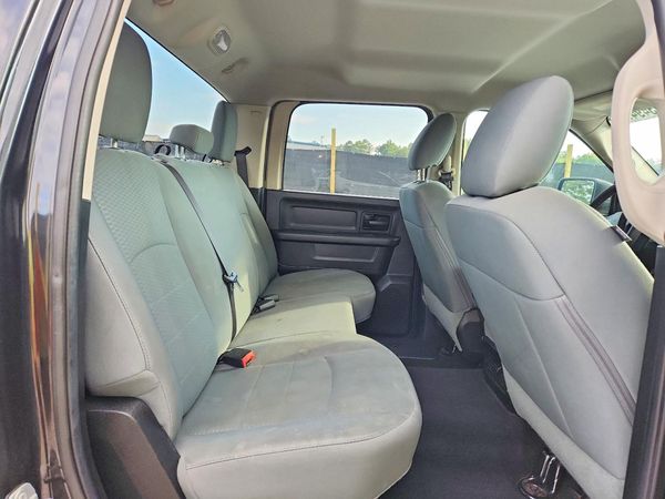 2016 RAM 1500 ST