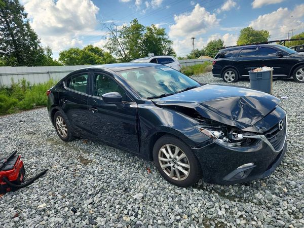 2016 MAZDA 3 Touring/GS
