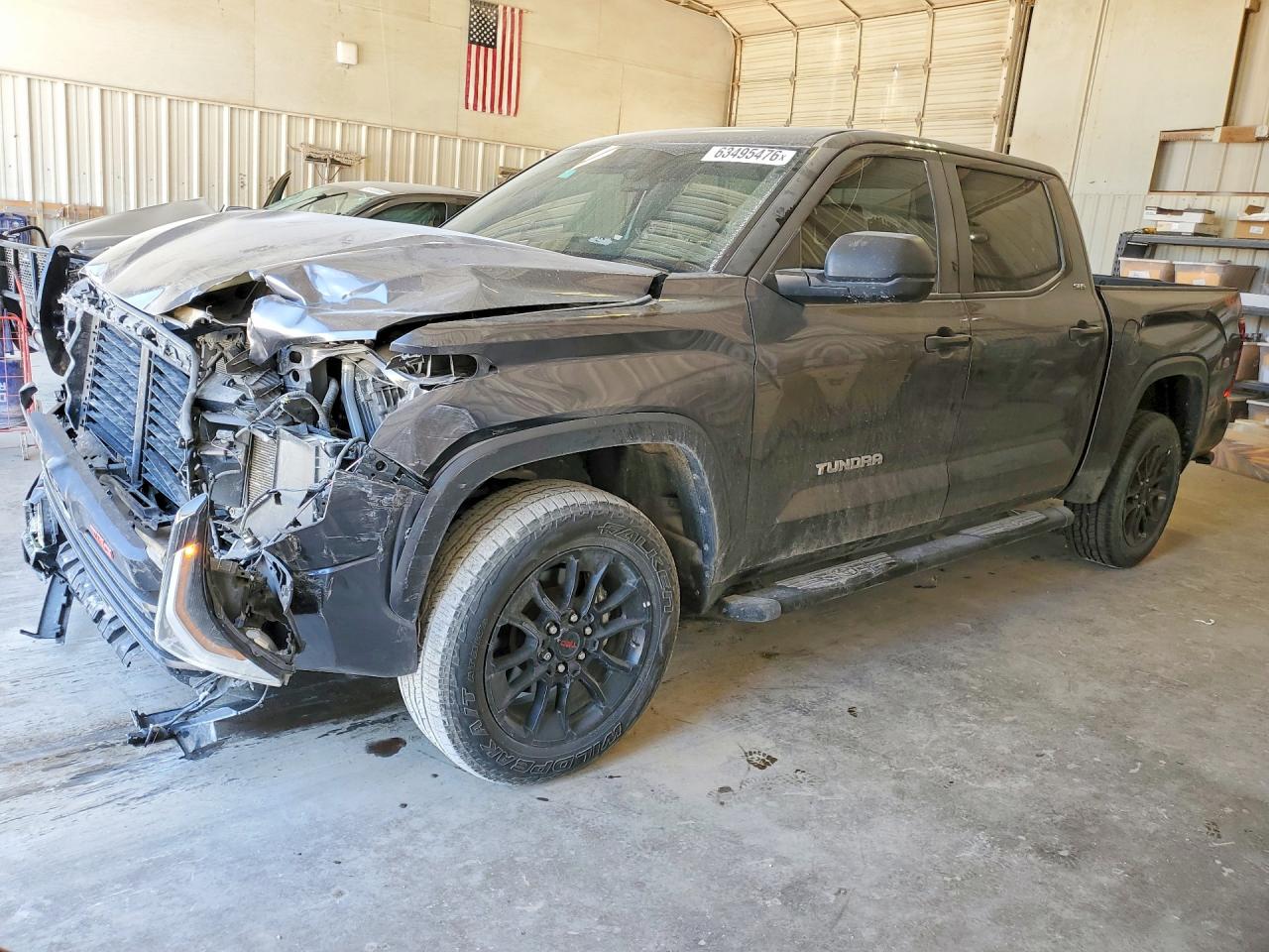 2025 TOYOTA TUNDRA