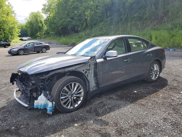 2018 INFINITI Q50
