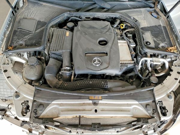 2016 MERCEDES-BENZ C C300