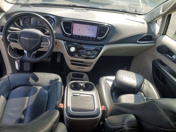 2022 CHRYSLER PACIFICA