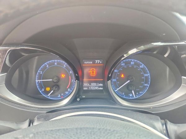 2014 TOYOTA COROLLA