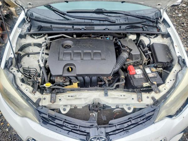 2014 TOYOTA COROLLA