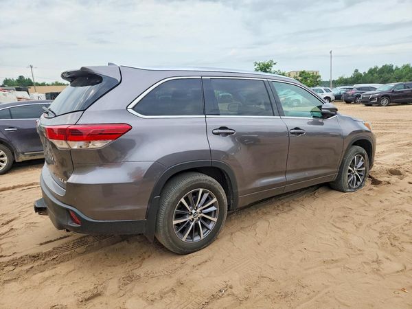 2018 TOYOTA HIGHLANDER SE/XLE