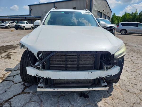 2016 VOLVO XC90 SV42 Momentum