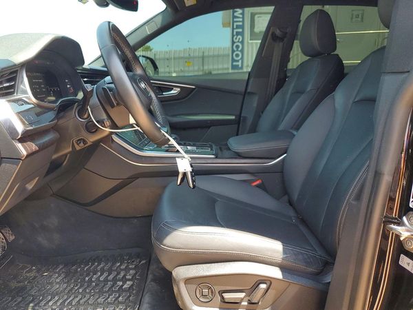 2022 AUDI Q8