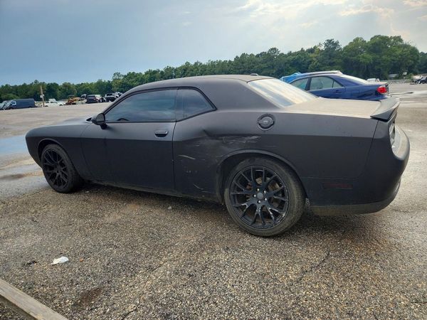 2016 DODGE CHALLENGER SXT