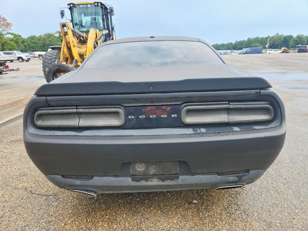 2016 DODGE CHALLENGER SXT