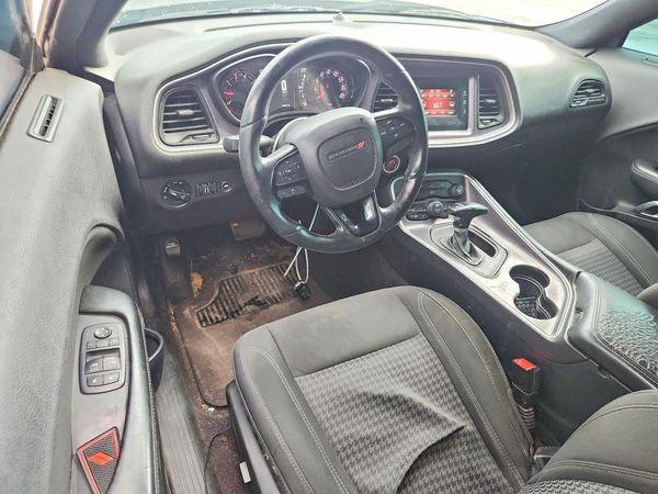2016 DODGE CHALLENGER SXT