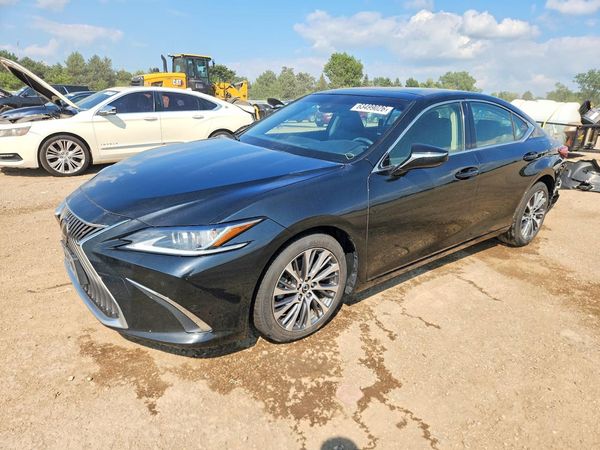 2019 LEXUS ES