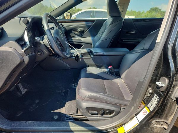 2019 LEXUS ES 350