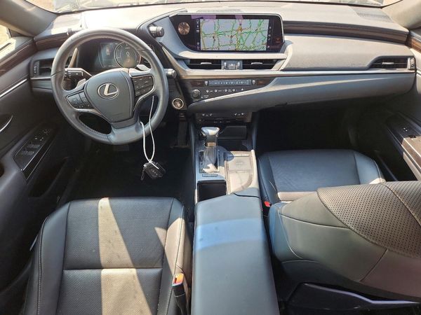 2019 LEXUS ES 350