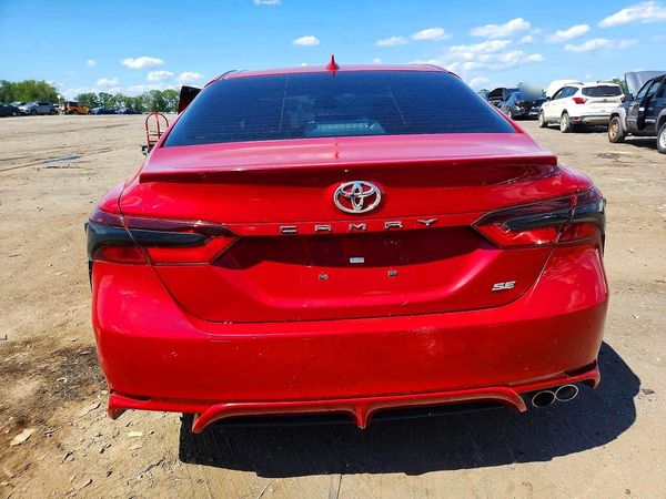 2022 TOYOTA CAMRY