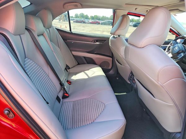 2022 TOYOTA CAMRY