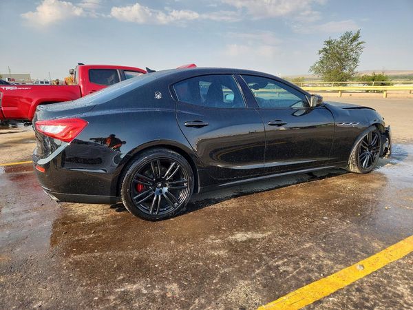 2017 MASERATI GHIBLI Sport