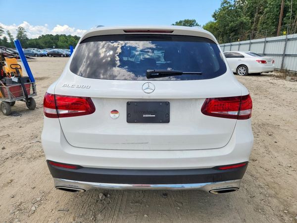 2018 MERCEDES-BENZ GLC
