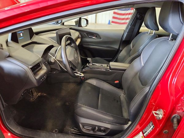 2024 TOYOTA PRIUS — DENT
