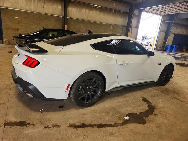 2025 FORD MUSTANG GT