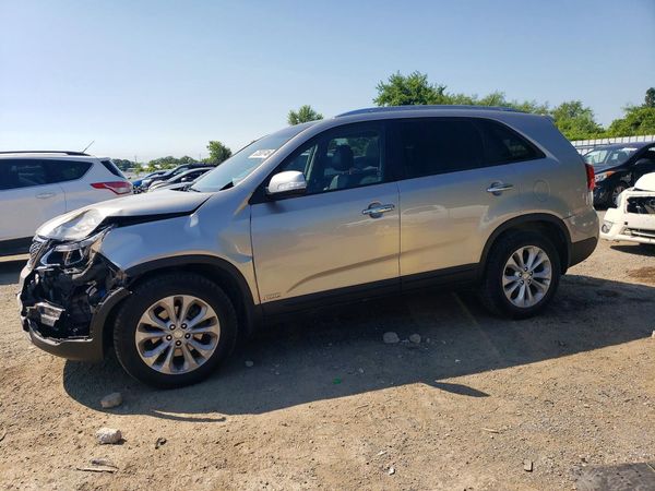 2014 KIA SORENTO EX