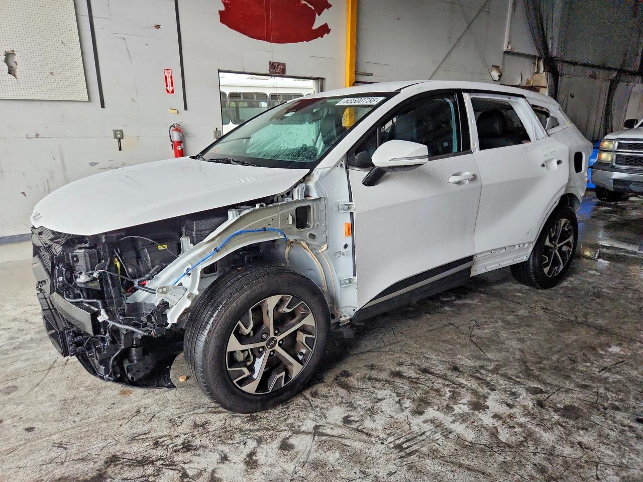 2025 KIA SPORTAGE EX