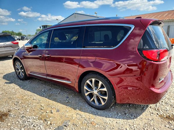 2017 CHRYSLER PACIFICA
