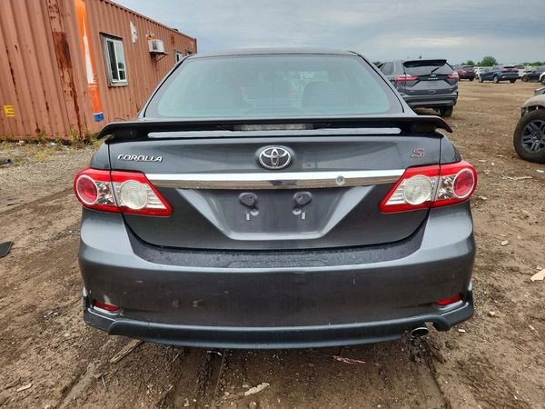 2013 TOYOTA COROLLA