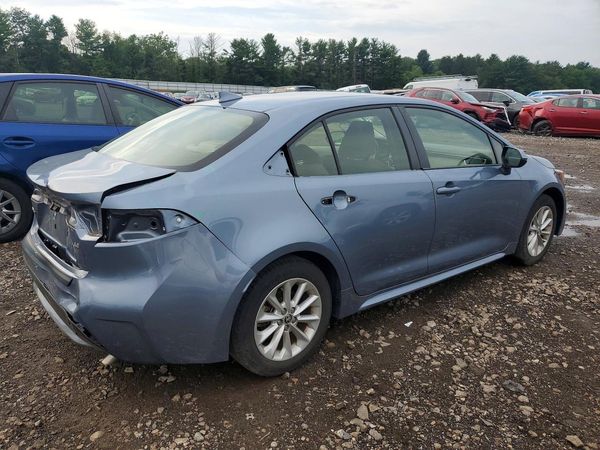 2022 TOYOTA COROLLA