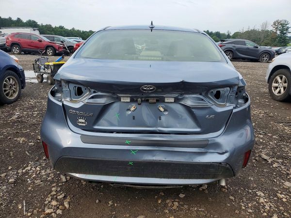 2022 TOYOTA COROLLA
