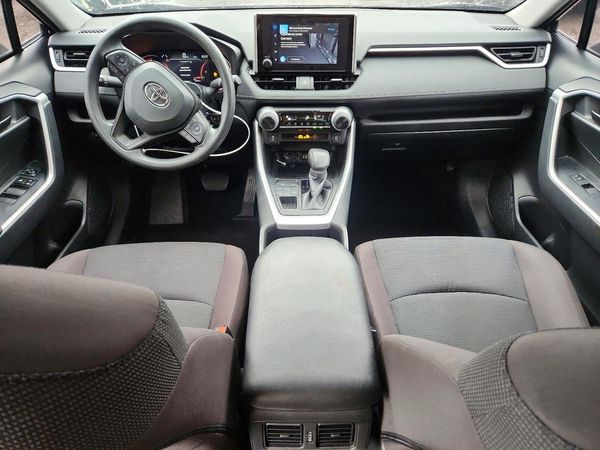 2023 TOYOTA RAV4 LE
