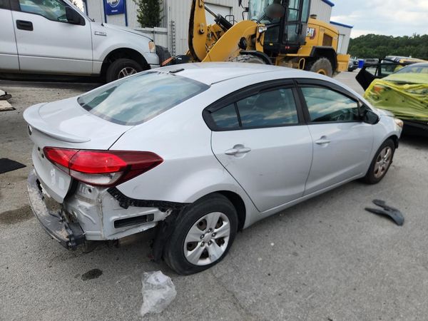 2018 KIA FORTE LX Base
